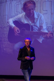 http://www.tio.nl/fotografie/introductie_studiejaar/Kick-off_2013/Tio_Kick-off_dag_2013%20(5).jpg