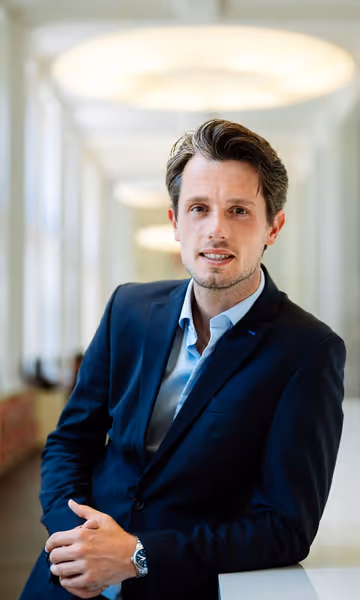 Data Strategy & Business Intelligence
