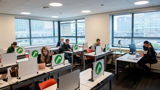 Tio offers the best of both worlds: classes on campus and online!