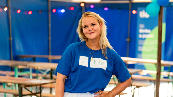 Studente Jolie bij de introductieweek