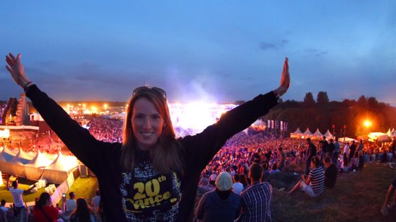 Event Management student is working at the Dutch Valley festival